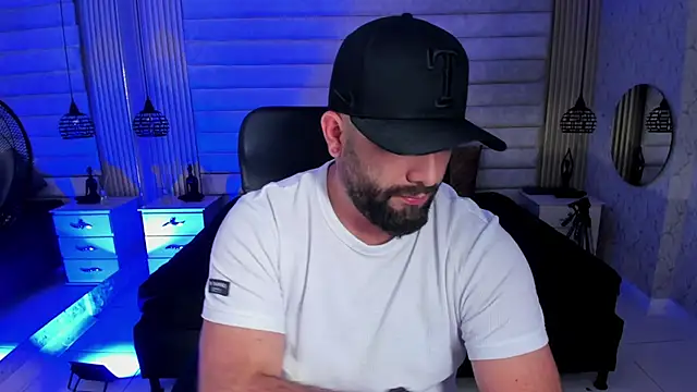 jhon_bear03 (M young) - worship your king until he cums