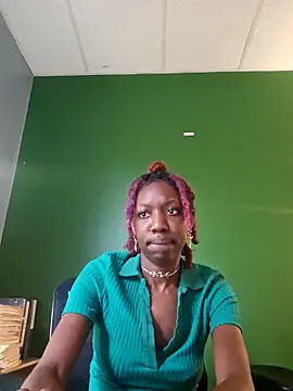 oliviaprettypussy webcam