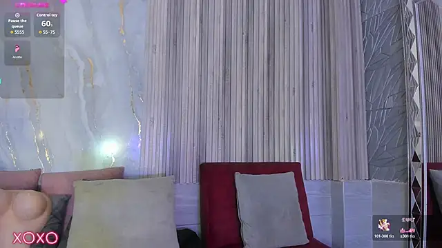 BriannaChelsea webcam