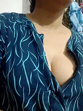Big_boobs_baddie webcam