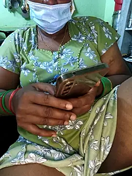 Tamilselviroja- webcam