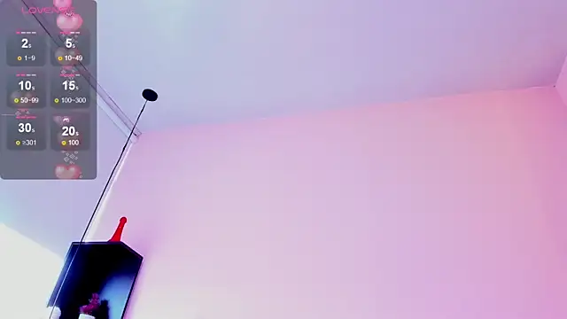 violet_myerrs webcam