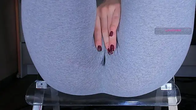 Cameltoe_squirt_inPants webcam