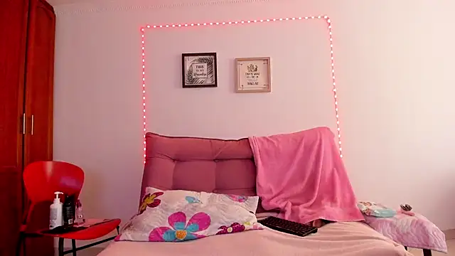 selena_jhonson webcam