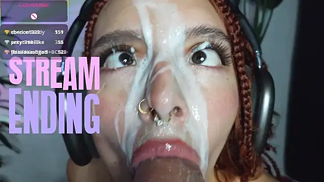 bri_von_dhara__ webcam