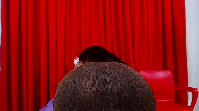 SexyBustyBoobs webcam