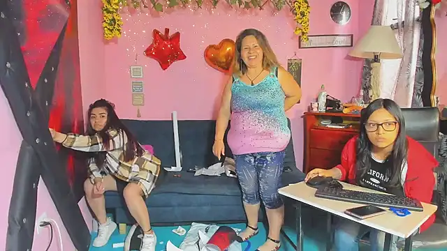 lesbiancuple webcam
