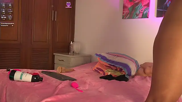 pocahotass_11 webcam