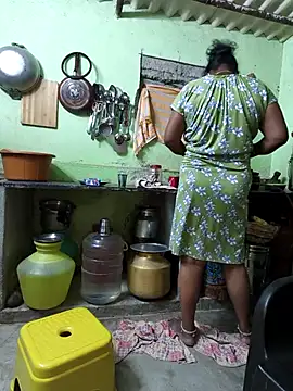 Tamilselviroja- webcam