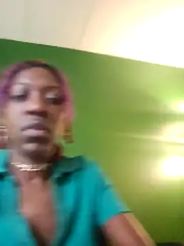 oliviaprettypussy webcam