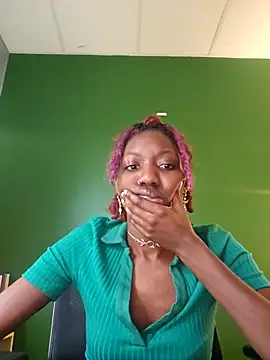 oliviaprettypussy webcam