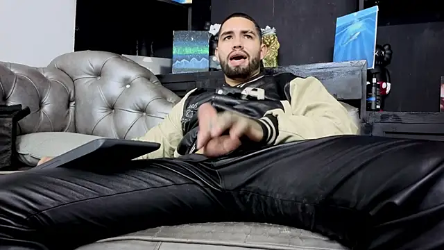 matteosantos live sex cam