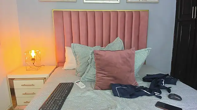 MarianaScott_ webcam