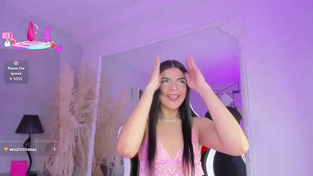 KarelyMitchel webcam