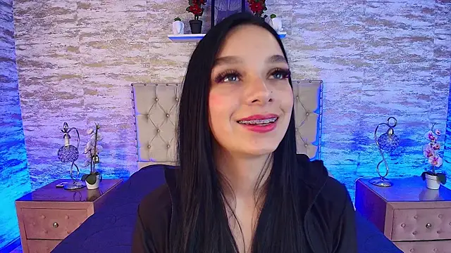 Elizabeth_Ferrer webcam