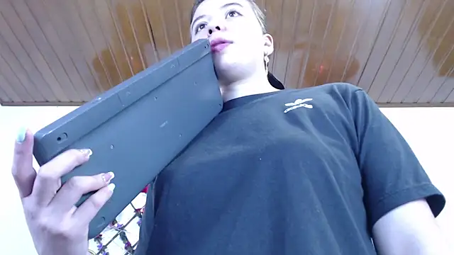 Samantha_Wallker webcam