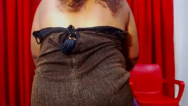 SexyBustyBoobs webcam