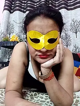 Webcam Model (Gullapi)  is live.Free join now!