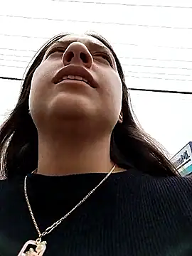 MaskedLatinaX webcam