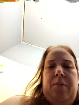 023thickandjuicy07 webcam