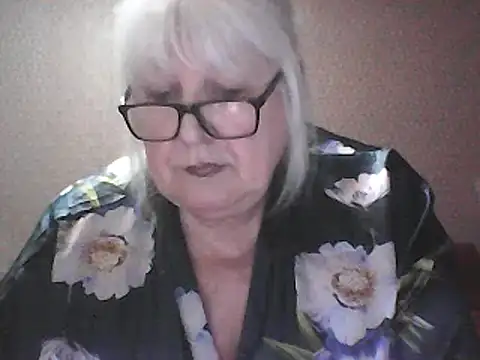 alexia64231 - Alexia64231's free webcam - UK Sex Cams