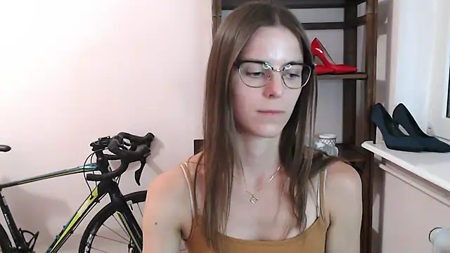 love_megi - Love_megi's free webcam - UK Sex Cams