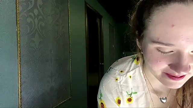 CarmelaLiebherr webcam