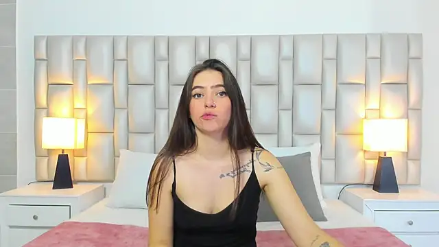 paola_katy_dicks webcam