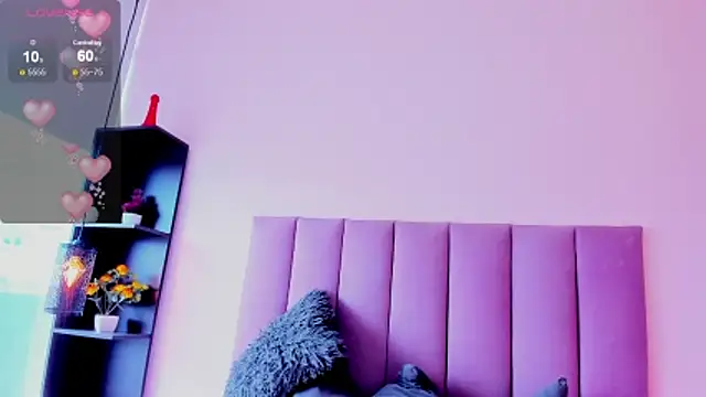 violet_myerrs webcam