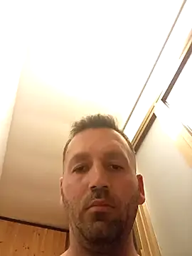 florin421 (Ask my age) - #brunettes #cam2cam #daddies #dirty-talk #glamour #handjob #hd #masturbation #middle-priced-privates #mobile #muscular #recordable-privates #recordable-publics #romanian #sexting #straight #white