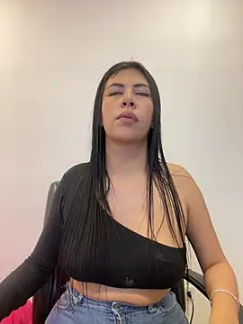 Alanna_atm_ webcam