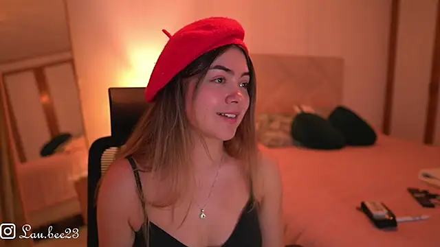 Lau_Bee webcam