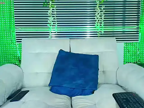 thiiagosaeenz (M young) - get off my pants