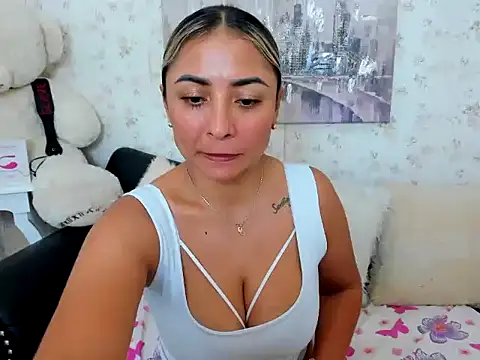 milf_bigass_ webcam