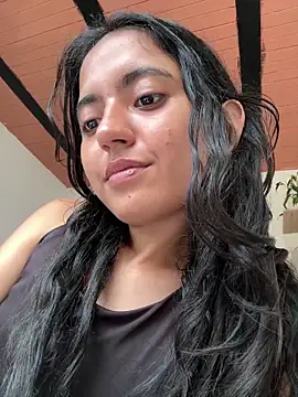 ViolettaSummer webcam