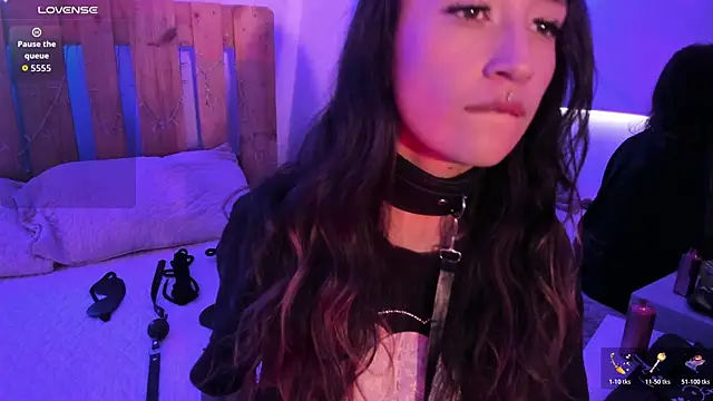 coral_jonesss webcam