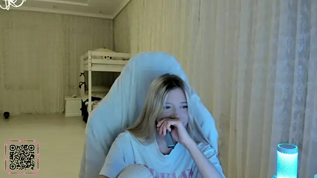 IvyArmbrister webcam