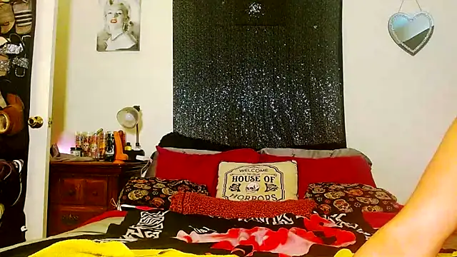 DiamondMonroeXo webcam