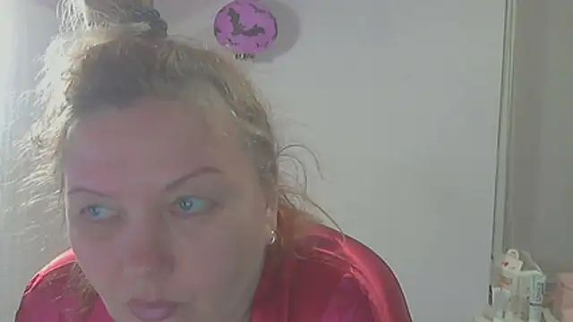 Lusi-777 live sex cam