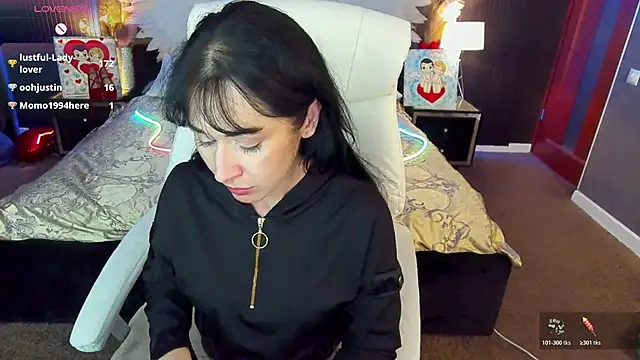 CarolinaaFoxyyy webcam