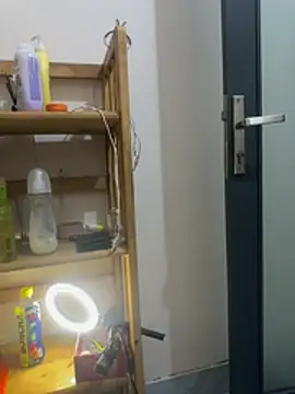 Quynhbabysexy webcam