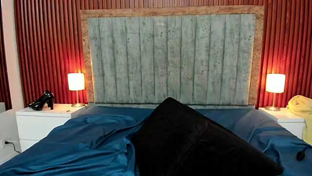 Karina_Towers webcam