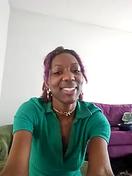 oliviaprettypussy webcam