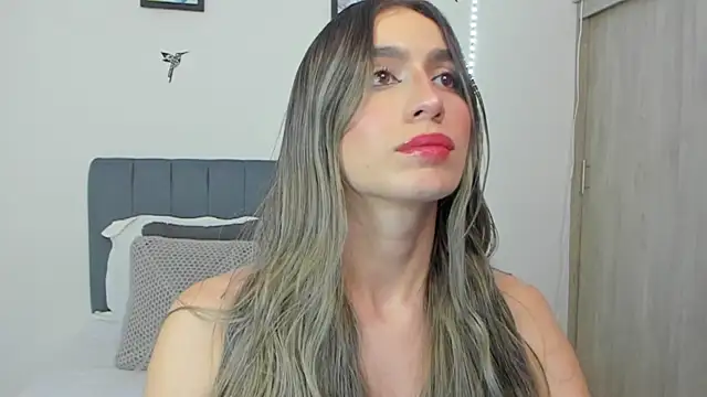 im_sarah34 - Im_sarah34's free webcam