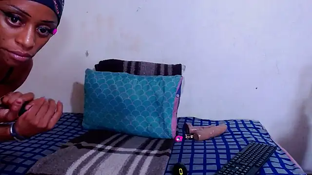 Nikistickyxx25 webcam
