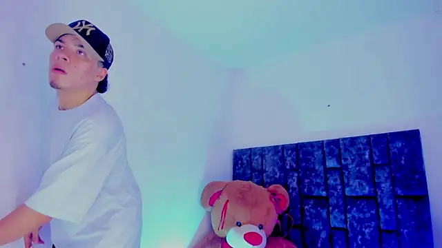 angels_trans_23x webcam