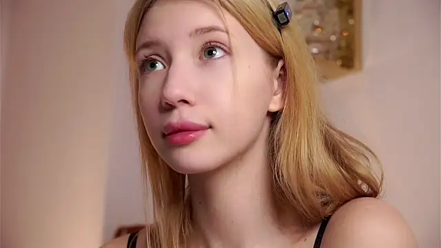 sunnivacovil (F teen) - 💕Put toy under panty💕(next squirt)