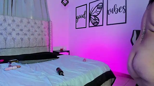 nicolee_millerr webcam