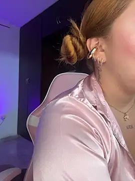 Kiarhatrixie1 webcam