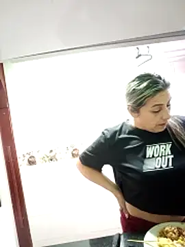 Webcam Model (maynor_1998)  is live.Free join now!